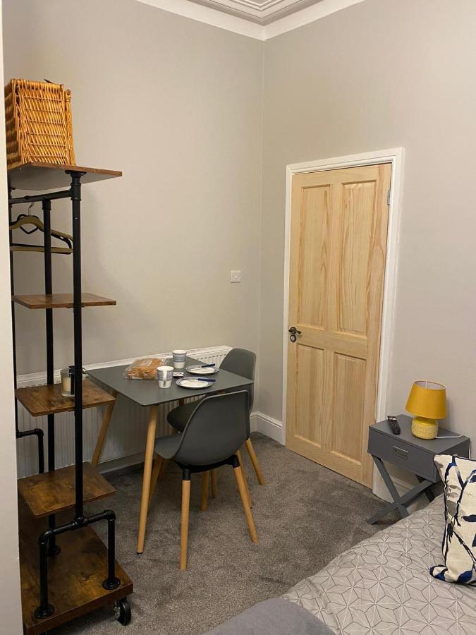 Cambridge Villas Private Studio Lytham St Annes Exteriör bild