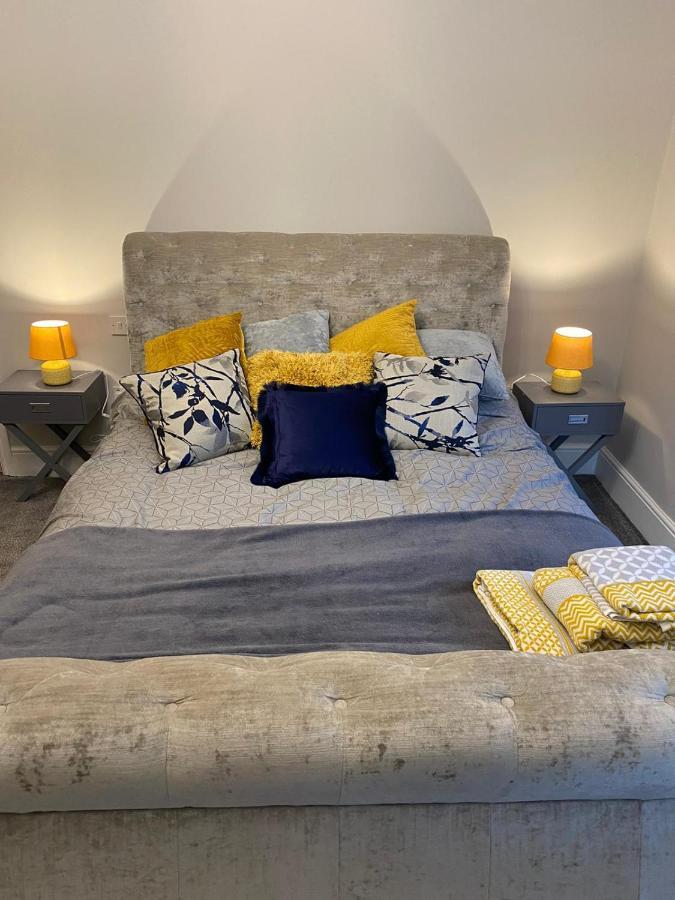 Cambridge Villas Private Studio Lytham St Annes Exteriör bild